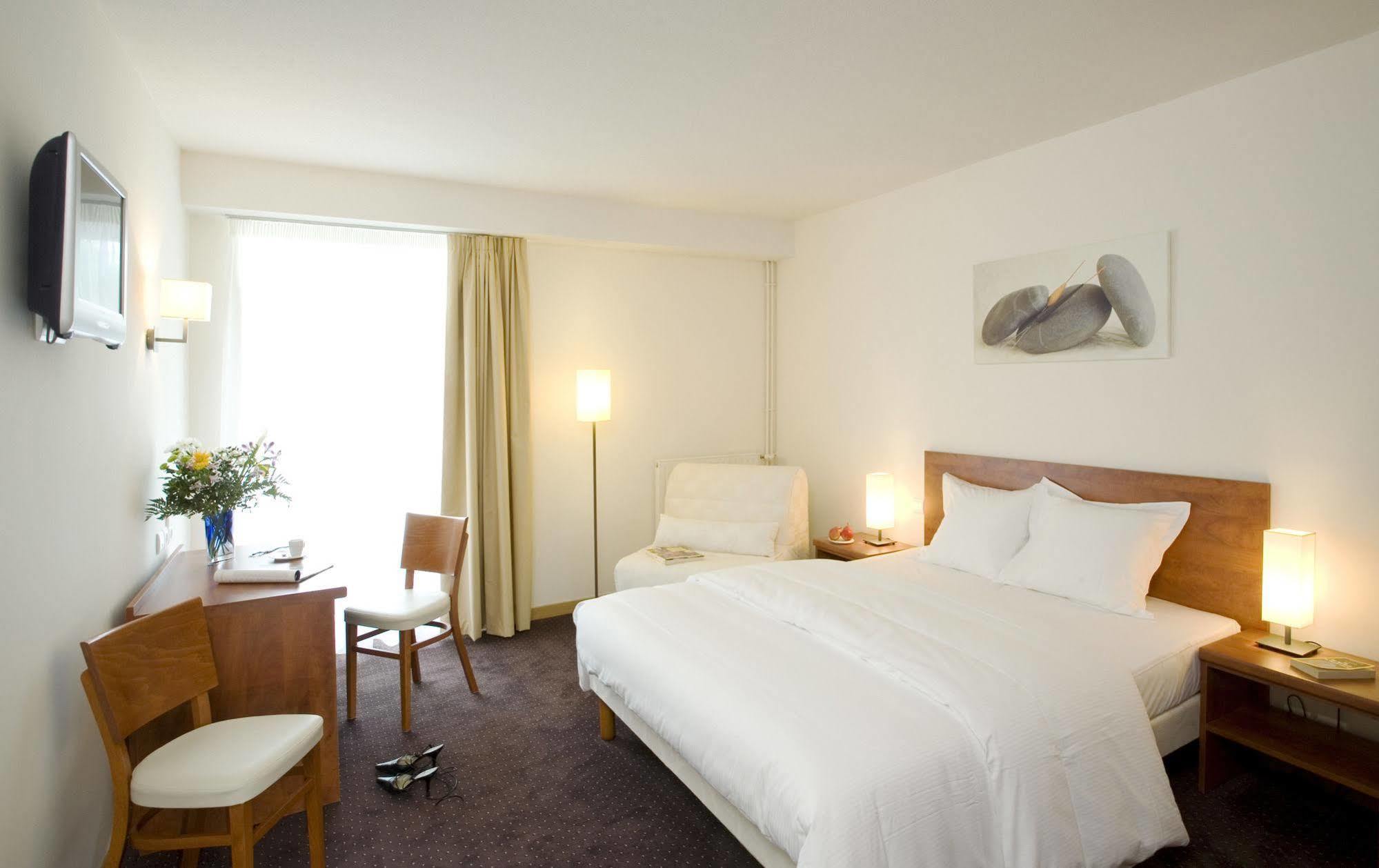 Hotel La Riviere Entraygues-sur-Truyère Habitación foto